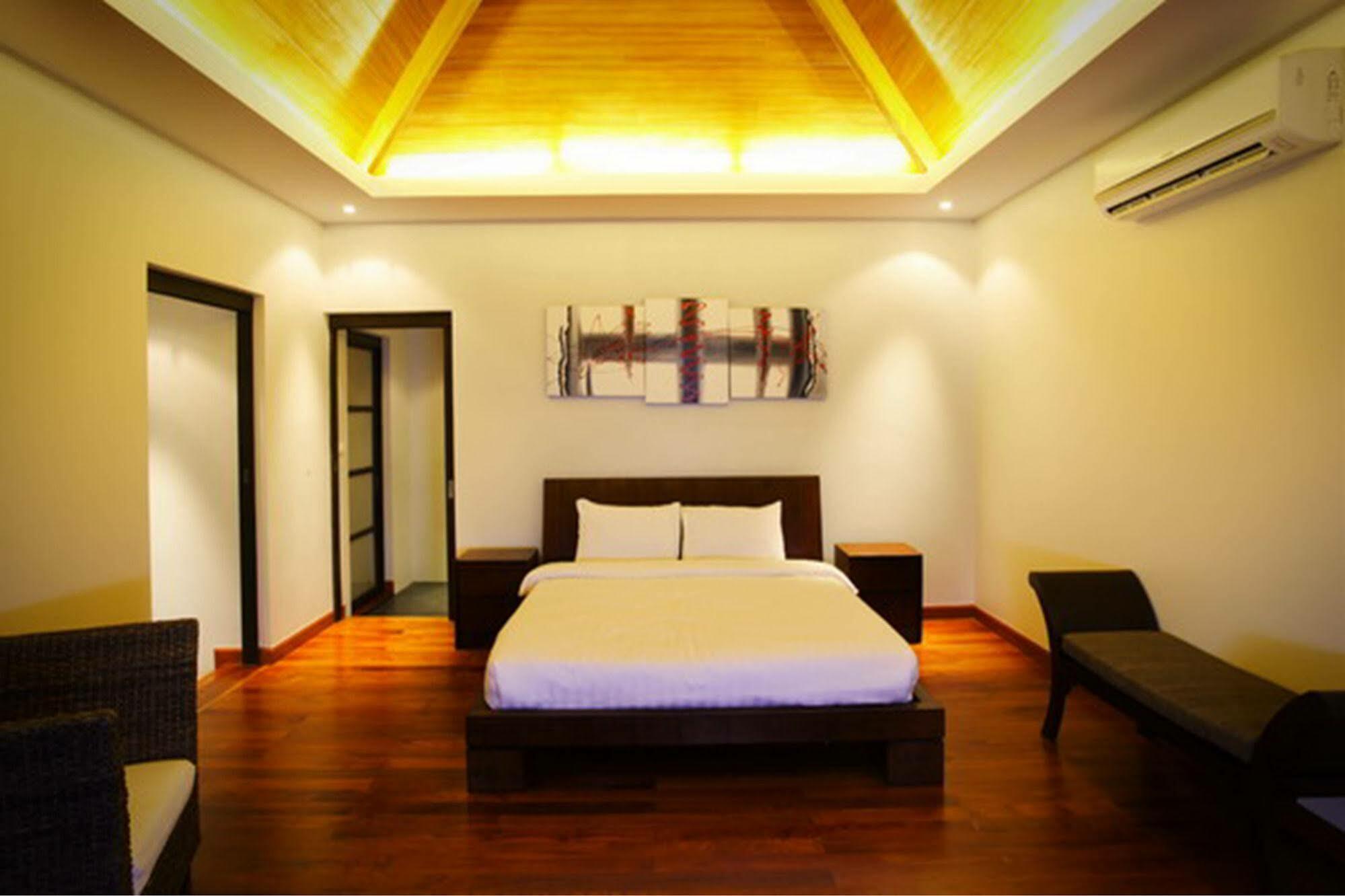 Villa Lombok By Holiplanet Rawai Екстер'єр фото